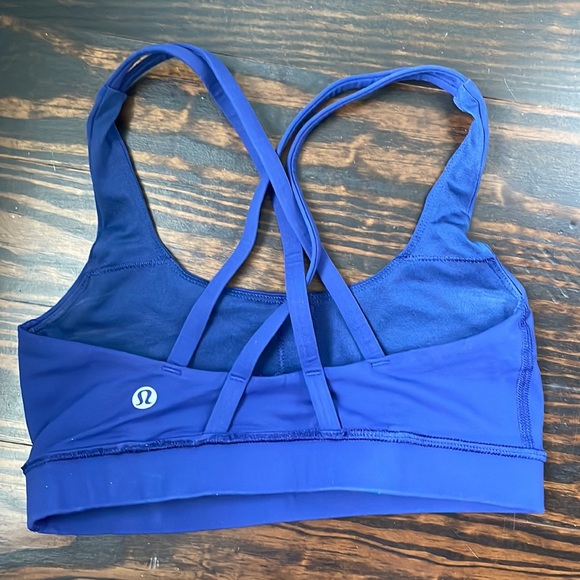 Lululemon Energy Sports Bra in size 2 - Picture 4 of 6
